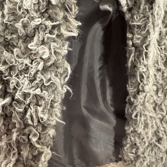 BCBGeneration Oversized Faux Wool-Fur Vest Size S — Cozy Chic Scandi Girl - Picture 11 of 11